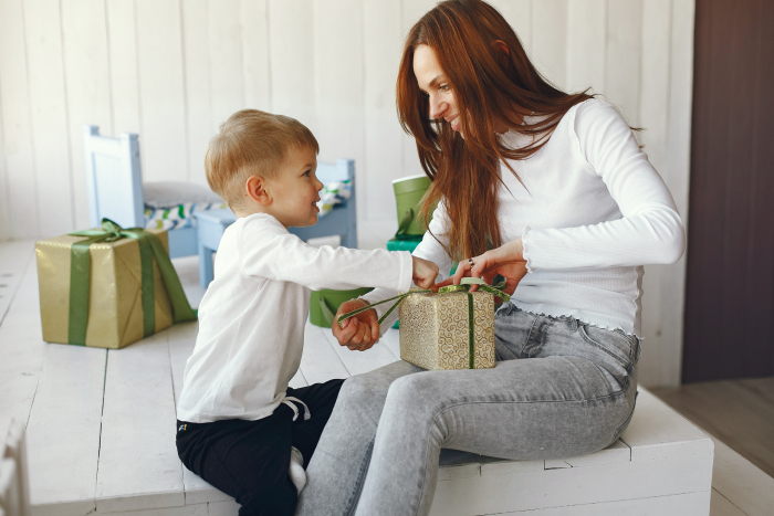 Originelle Geschenkideen für Enkel, die malen lieben!